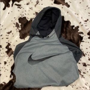 Nike thermafit hoodie